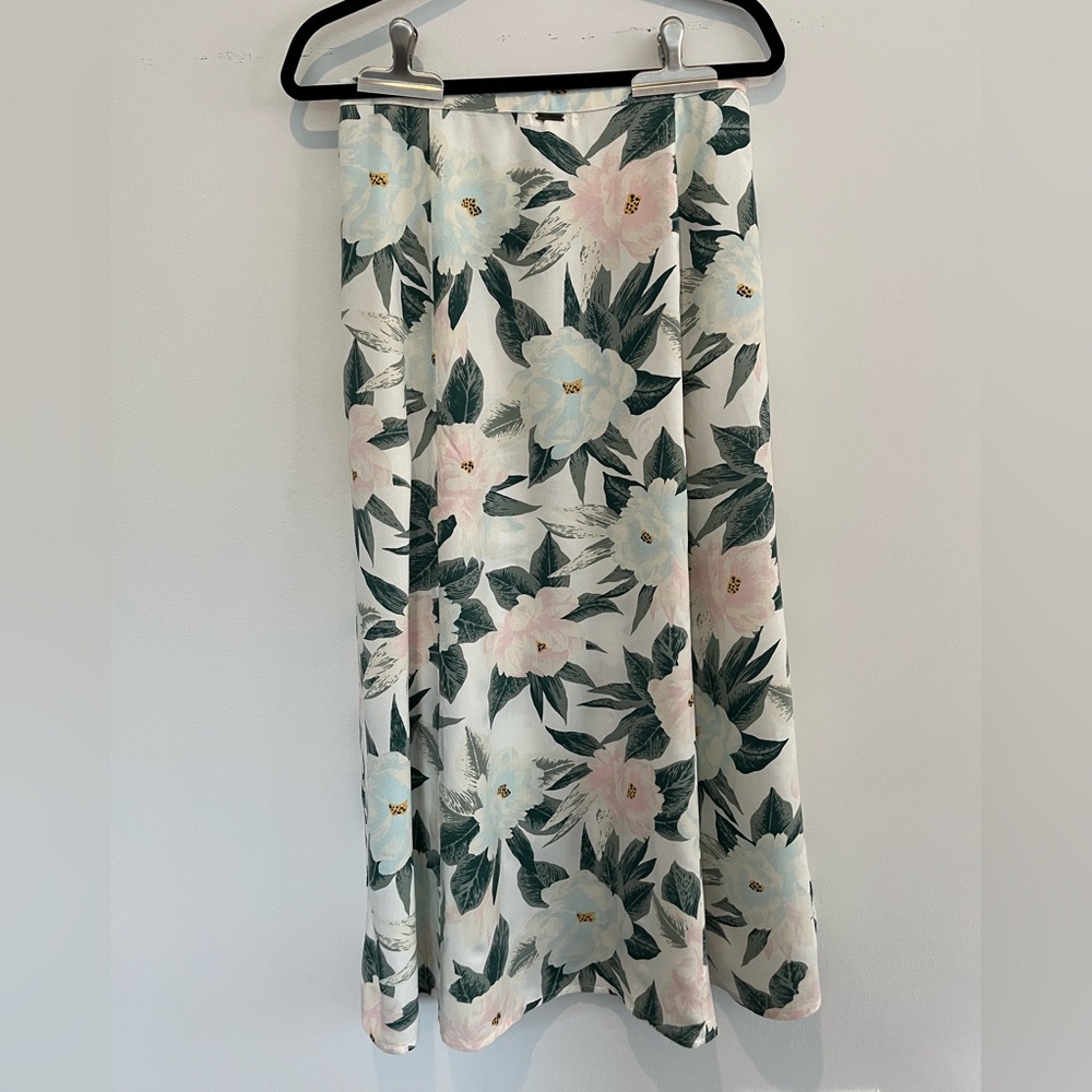 Billabong Floral Print Women's Maxi Skirt with slit